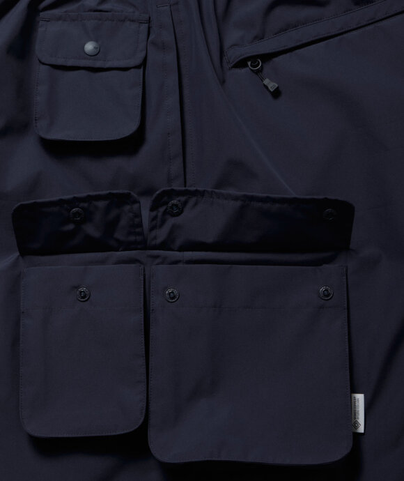 Daiwa - GORE-TEX WINDSTOPPER TECH HIKER SHORTS